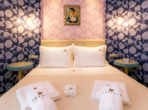 Lobelia Luxury Suites