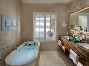 Отель Kempinski Mall Of The Emirates