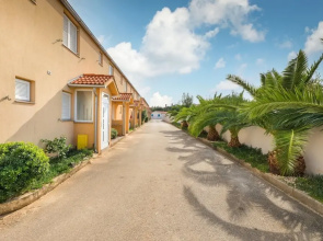 Apartment in Liznjan Near Bora Beach