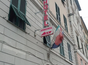 Red And Blues Music Hotel Genova