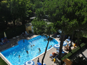 Hotel Bahama
