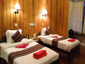 Manaw Thukha Hotel