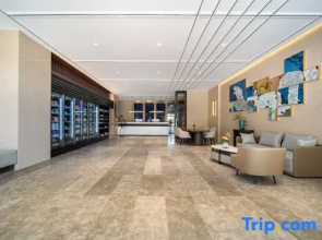Mega Hotel (Luoyang Kaiyuan Avenue Longmen High-Speed Rail Station Branch)