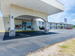 Motel 6 Van Buren, AR