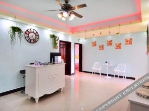 Weiyi Themed Hostel(北海那片海公寓)