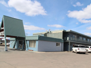 Camrose Motel