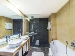 NH Bratislava Gate One