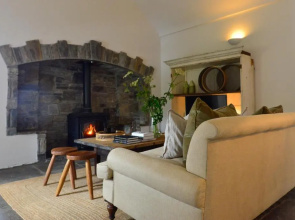 Russells Cottage