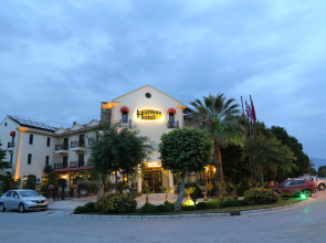 Harman Hotel