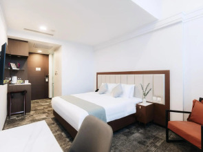 Santa Grand Hotel East Coast, a NuVe Group Collection