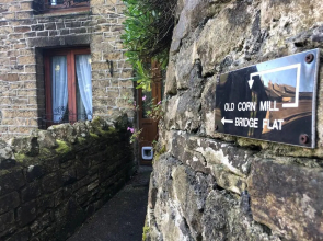 Oldmill-2bed-sleeps6-hottub-privategarden