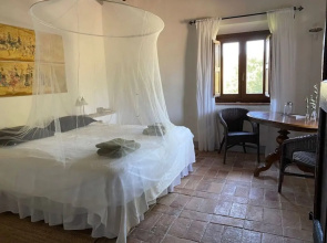 Nice Apartment in Chianni