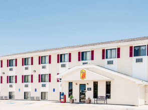 Super 8 by Wyndham Burlington