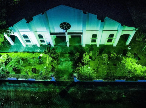 Tropical Gardens