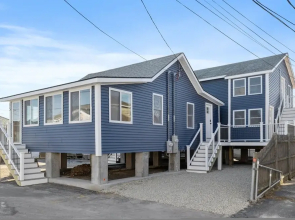 Modern Cottage Perfect For Winter Rental