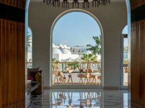 Fort Arabesque Resort, Spa & Villas