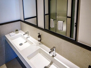 FORM Hotel Dubai, Dubai, a Member of Design Hotels