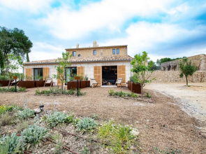 Treurer Olive Grove & Grand House - Adults Only