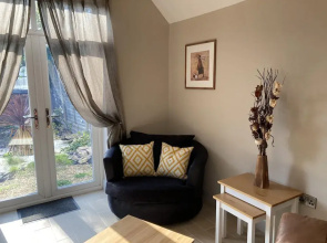 1 BR Garfield Cottage in Kettering
