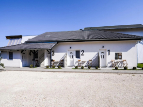 Chesscom Apartments