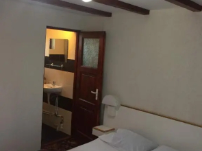 Popas Turistic Padis