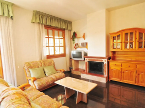 HomeHolidaysRentals Corinne