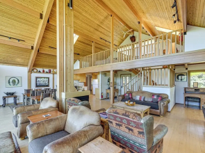 1 Mi to Dtwn Red Lodge: Mtn-view Cabin Getaway