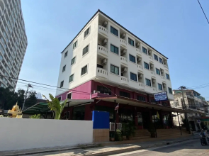 Somjai House