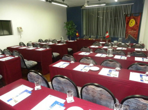 Embajadores Hotel