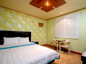 Changwon Palyongdong Hotel TT