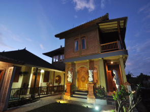Meme Surung Homestay