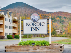 Lincoln Condo ~ 2 Mi to Loon Mountain Resort!