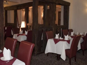 George Hotel