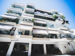 Apartment On Nikaias 5C