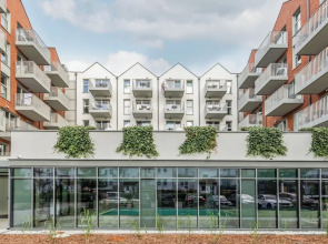 Green Port Apartament by Renters