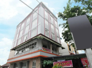 Airy Ranotana Sario Sam Ratulangi 222 Manado