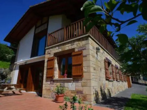 Casa Angiz Etxea