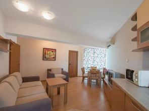 Chateau Del Mar Holiday Apartments