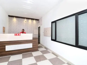 OYO 28081 White Hills Guest House