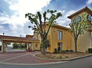 La Quinta Inn by Wyndham Nashville South