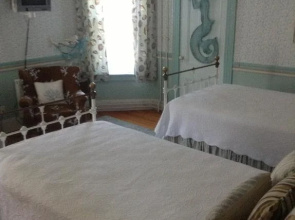 Newport's Rose Cottage