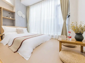 Stargazing Platform Inn - Guangzhou ChenClanAcademy & ShaMian & YongQingFang Branch