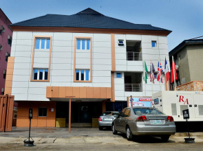 R&A City Hotel