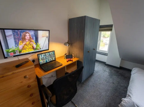 966 Pershore Road Studios In Guest House