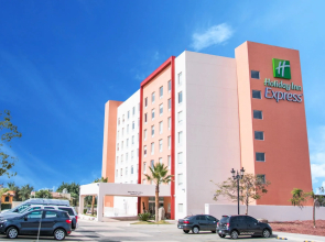 Holiday Inn Express Guadalajara Aeropuerto by IHG