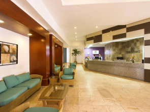 Oceano Palace Beach Resort