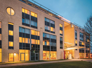 Vienna House Easy by Wyndham Wuppertal