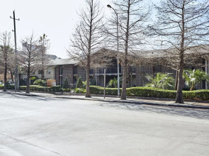 Delightful Galleria Suites by Sonder
