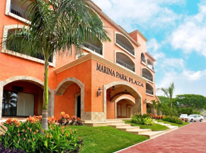 Marina Park Plaza