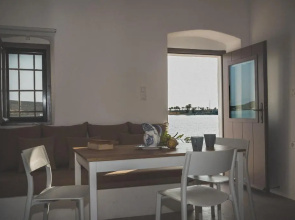 Diakofti Beach House